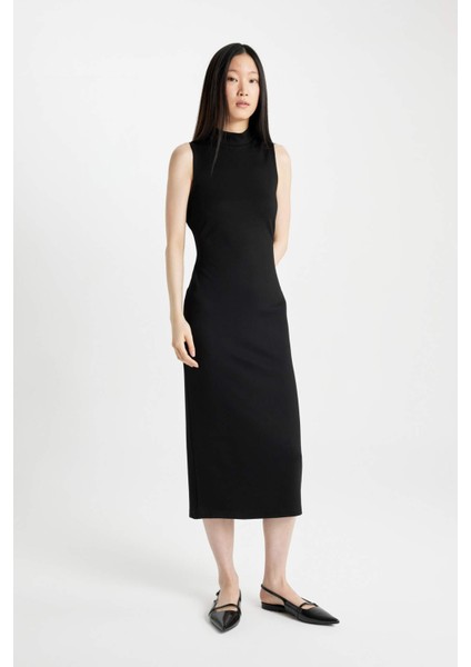 Bodycon Vücudu Saran Basic Düz Yarım Balıkçı Yaka Siyah Kolsuz Midi Elbise