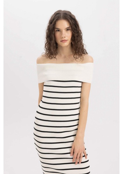 Fitted Çizgili Açık Omuz Triko Midi Elbise D2995AX24SM