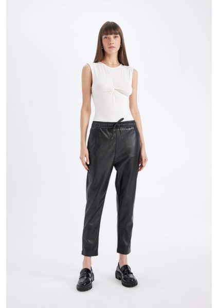 Jogger Fit Cepli Yüksek Bel Suni Deri Pantolon X8320AZ24WN