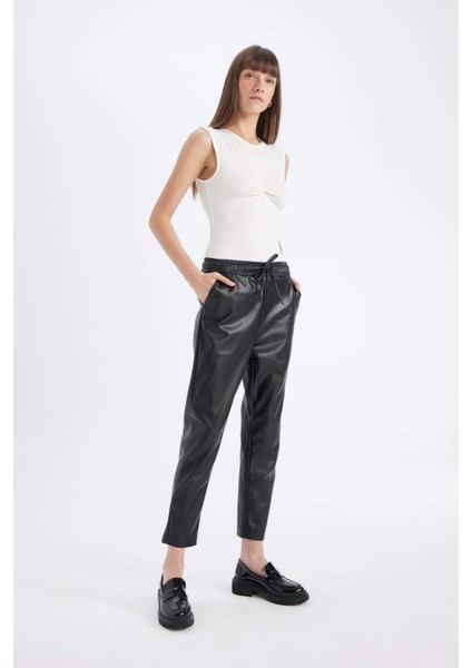 Jogger Fit Cepli Yüksek Bel Suni Deri Pantolon X8320AZ24WN