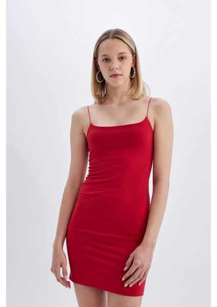 Bodycon Kare Yaka Kırmızı Askılı Mini Elbise D3265AXNS