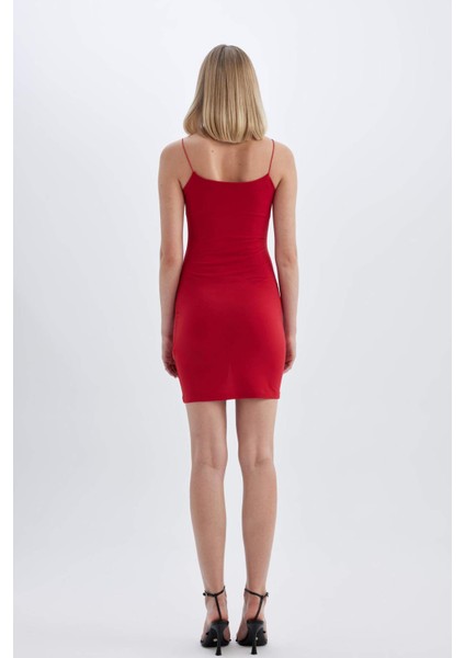 Bodycon Kare Yaka Kırmızı Askılı Mini Elbise D3265AXNS