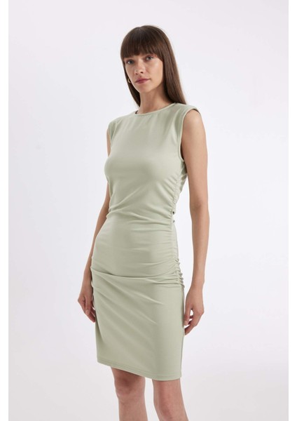 Bodycon Vücuda Oturan Drapeli Krep Kolsuz Mini Abiye Elbise D3770AX24AU