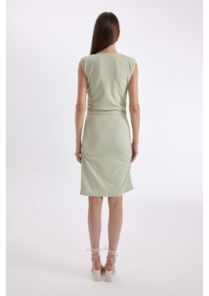 Bodycon Vücuda Oturan Drapeli Krep Kolsuz Mini Abiye Elbise D3770AX24AU