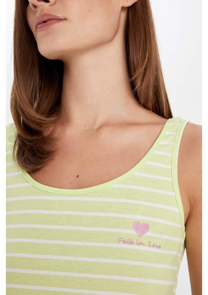 Pijama Takım Çizgili Ribana Askılı Üst Beli Lastikli Şort-Fall in Love D3184AX24HS