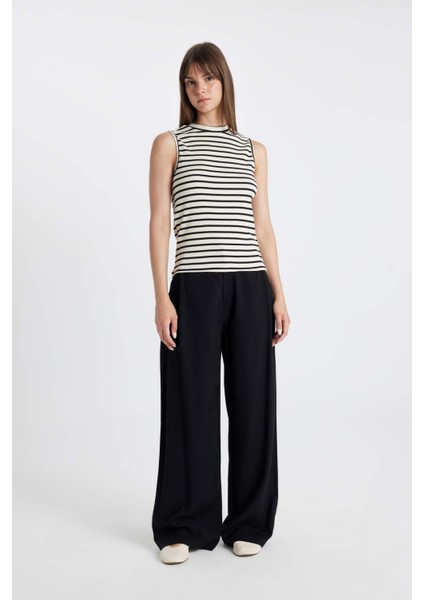 Bisiklet Yaka Fitilli Kaşkorse Çizgili Kolsuz Tişört D4040AXNS