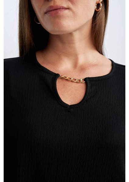 Regular Fit Bisiklet Yaka Bürümcük Kısa Kollu Midi Elbise