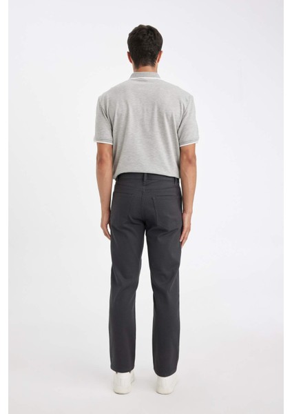 Regular Fit Normal Kesim Pantolon Düz Paça Cepli Basic Düz D1049AX24WN