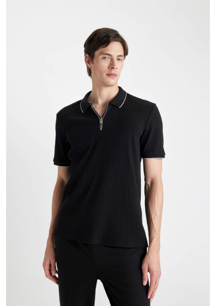 Slim Fit Dar Kesim Polo Yaka Kısa Kollu Fitilli Kaşkorse Yarım Fermuarlı Siyah Tişört D3948AX24SM