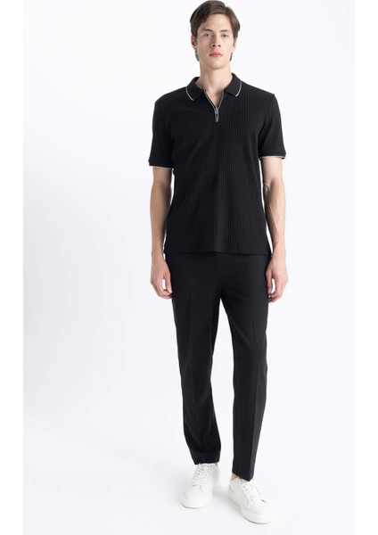 Slim Fit Dar Kesim Polo Yaka Kısa Kollu Fitilli Kaşkorse Yarım Fermuarlı Siyah Tişört D3948AX24SM