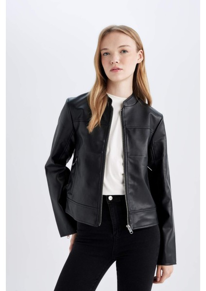 Regular Kalıp Fermuarlı Cepli Siyah Suni Deri Ceket D4176AX24AU