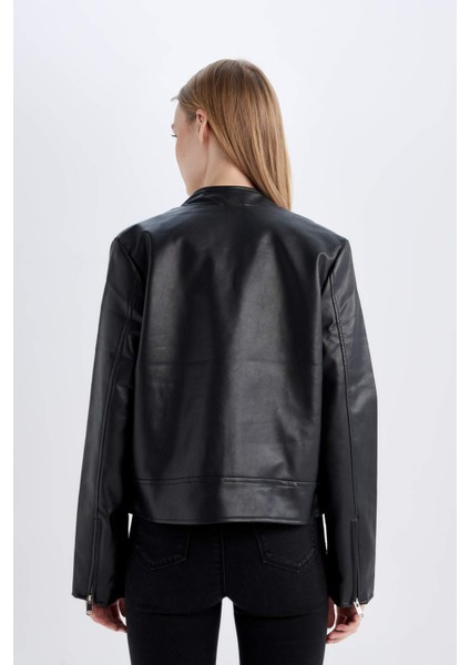 Regular Kalıp Fermuarlı Cepli Siyah Suni Deri Ceket D4176AX24AU