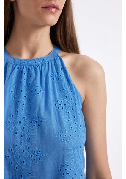 A Kesim Halter Yaka Brode Kolsuz Mini Elbise D4400AX24HS