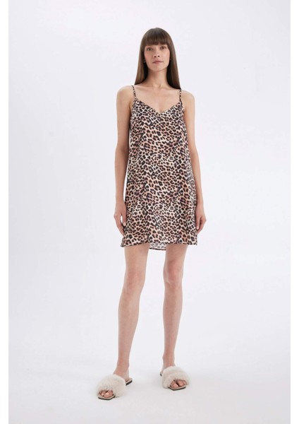 Leopar Desenli V Yaka Saten Askılı Gecelik-Fall in Love D4407AX24HS