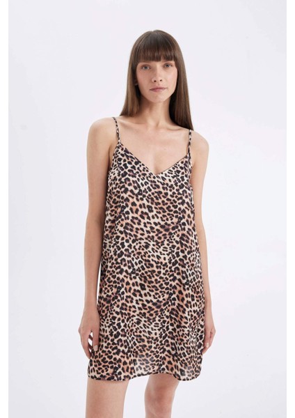 Leopar Desenli V Yaka Saten Askılı Gecelik-Fall in Love D4407AX24HS
