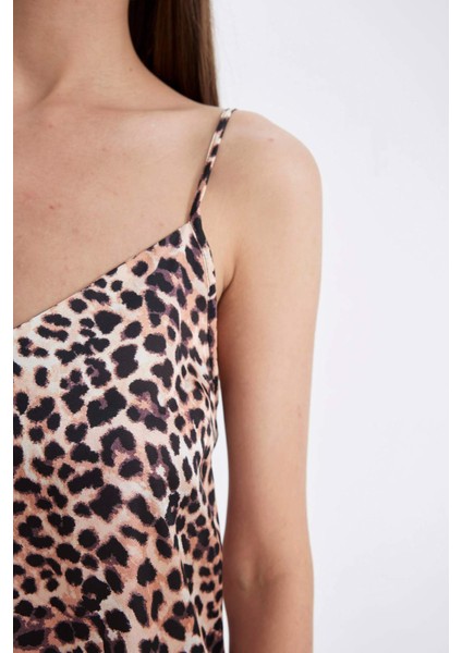 Leopar Desenli V Yaka Saten Askılı Gecelik-Fall in Love D4407AX24HS