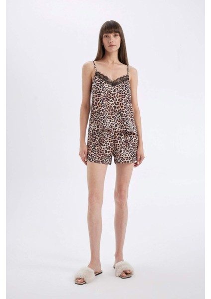 Saten Pijama Takımı Leopar Desenli Askılı Üst Beli Lastikli Şort-Fall in Love D4406AX24HS