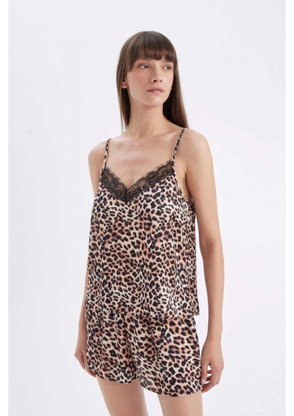 Saten Pijama Takımı Leopar Desenli Askılı Üst Beli Lastikli Şort-Fall in Love D4406AX24HS