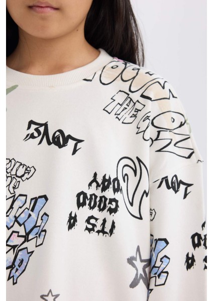 Kız Çocuk Oversize Geniş Kalıp Bisiklet Yaka 3D Baskılı Sweatshirt D3113A824WN