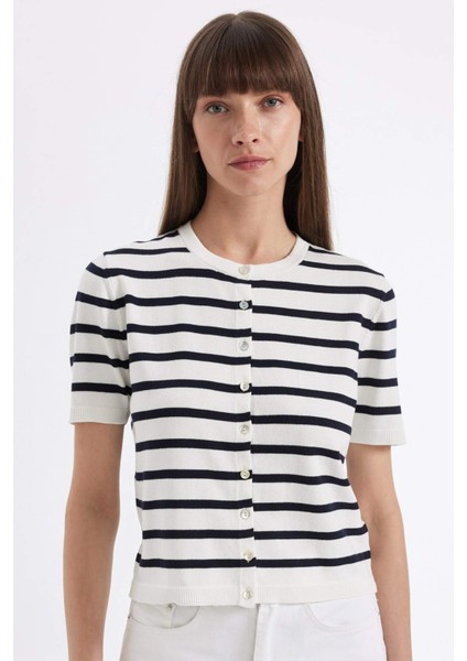 Regular Fit Çizgili Düğmeli Kısa Kollu Triko Hırka D4644AX24AU