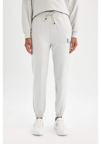 Fit Jogger Eşofman Altı NBA Los Angeles Lakers Oversize Geniş Kalıp Cepli Standart Boy C8105AX24AU