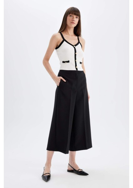 Klasik Chino Kumaş Pantolon Culotte Siyah Basic Düz Normal Bel Cepli Geniş Paça C2052AX24AU