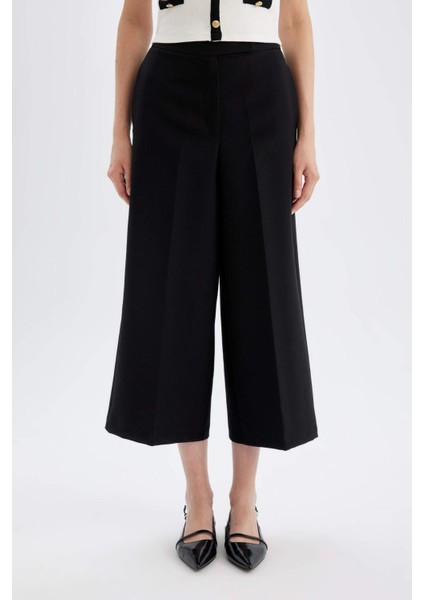 Klasik Chino Kumaş Pantolon Culotte Siyah Basic Düz Normal Bel Cepli Geniş Paça C2052AX24AU