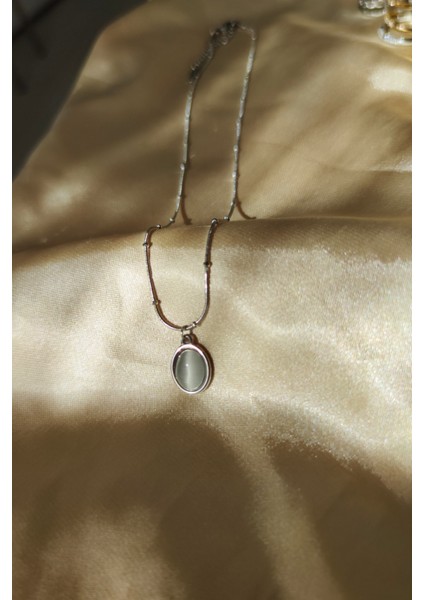 Gri Sedefli Oval Taşlı Gümüş Çelik Kolye