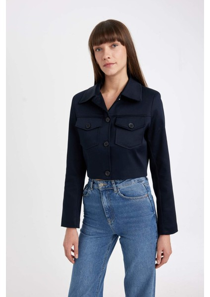 Crop Gömlek Yaka Düğmeli Cep Detaylı Blazer Ceket D4276AX24AU