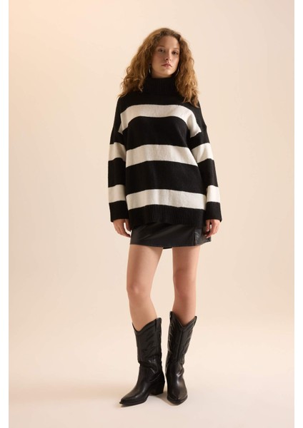 Relax Fit Balıkçı Yaka Çizgili Triko Kazak Tunik A8595AXNS