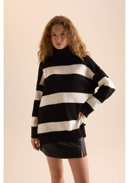 Relax Fit Balıkçı Yaka Çizgili Triko Kazak Tunik A8595AXNS