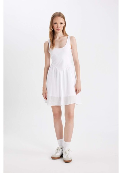 Coool Yuvarlak Yaka Beyaz Kalın Askılı Mini Elbise D5005AX24HS