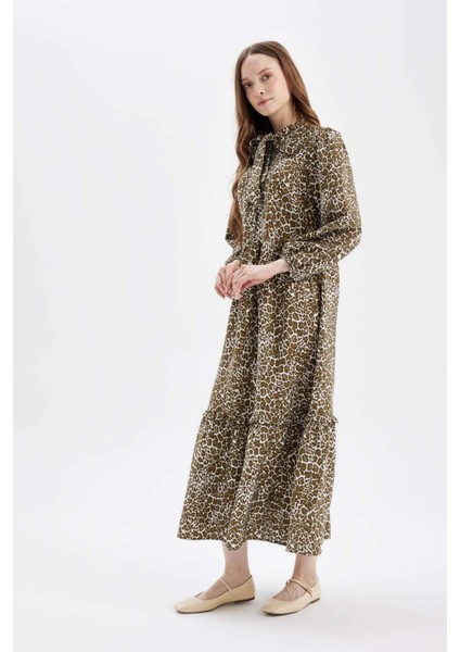 Fiyonk Yaka Leopar Desenli Düğmeli Uzun Kollu Maxi Elbise D4094AX24AU