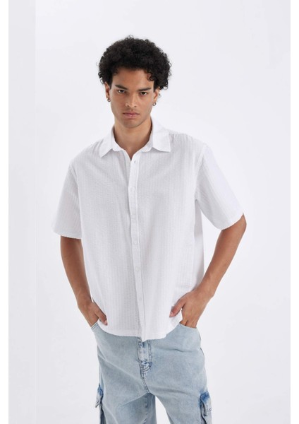 Relax Fit Yazlık Pamuklu Gofre Kısa Kollu Beyaz Gömlek D4622AX24HS