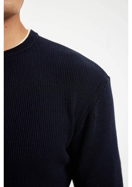 Relax Fit Bisiklet Yaka Yaka İçi Penye Detaylı Pamuklu Triko Kazak D3290AX24AU