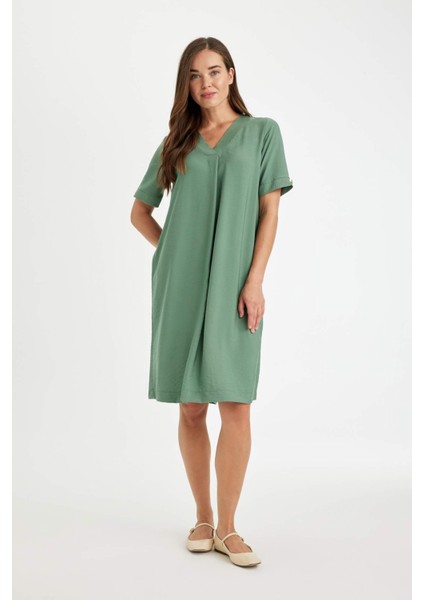 Regular Fit V Yaka Kısa Kollu Midi Elbise D4574AX24HS