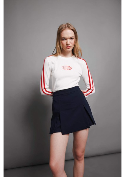 Beyaz Coool Fitted Vücuda Oturan Bisiklet Yaka Baskılı Ribana Uzun Kollu Tişört D4752AX24AU