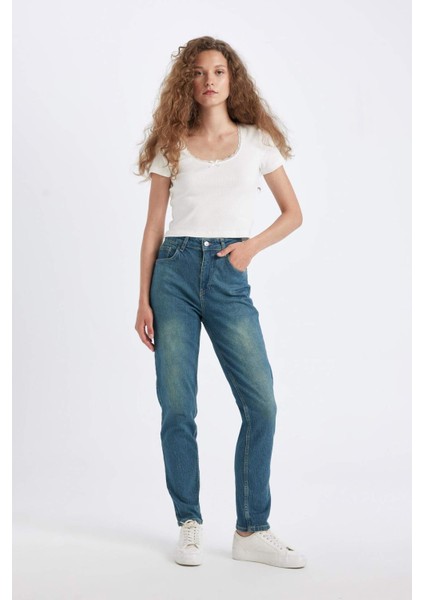 Comfort Mom Yüksek Bel Uzun Jean Yıkamalı Pantolon D4302AX24AU