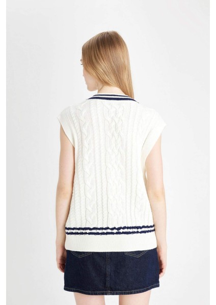 Coool Regular Fit V Yaka Saç Örgü Desenli Triko Süveter D4686AX24AU