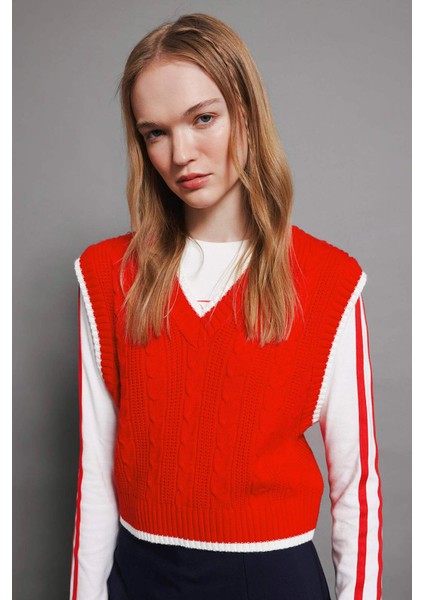 Coool Slim Fit Dar Kesim Basic Düz V Yaka Kırmızı Triko Süveter
