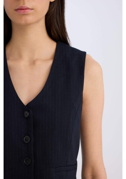 V Yaka Çizgili Düğmeli Blazer Yelek C2027AX24AU