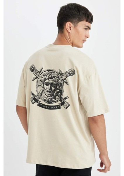 %100 Pamuk Oversize Geniş Kalıp Bisiklet Yaka Sırt Baskılı Kısa Kollu Tişört D4907AX24AU