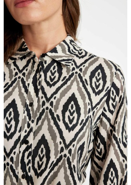 Gömlek Yaka Etnik Desenli Düğmeli Kemerli Uzun Kollu Maxi Elbise