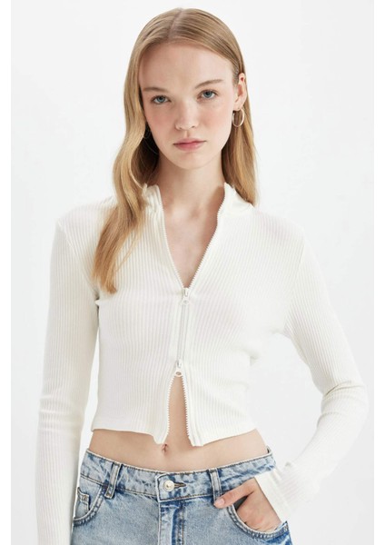 Fitted Dik Yaka Basic Düz Fermuarlı Fitilli Kaşkorse Crop Beyaz Hırka