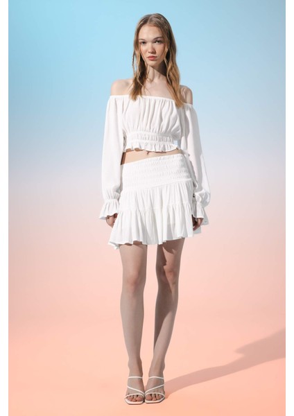 Regular Fit Omuzu Açık Krinkıl Kumaş Uzun Kollu Beyaz Bluz D5038AX24AU