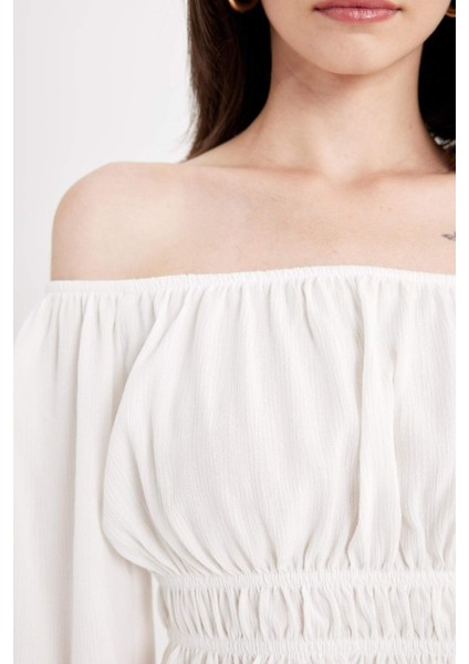 Regular Fit Omuzu Açık Krinkıl Kumaş Uzun Kollu Beyaz Bluz D5038AX24AU