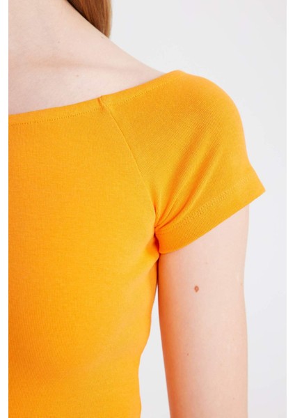 Fitted Ribana Kısa Kollu Tişört D5119AX24HS