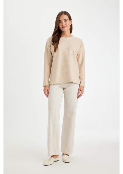 Relax Fit Bisiklet Yaka Fitilli Kaşkorse Yırtmaçlı Basic Düz Sweatshirt B2205AX24AU