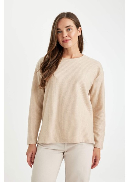 Relax Fit Bisiklet Yaka Fitilli Kaşkorse Yırtmaçlı Basic Düz Sweatshirt B2205AX24AU