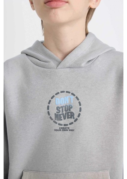 Erkek Çocuk Gri Kapüşonlu Sırt Baskılı Sweatshirt D3049A824WN